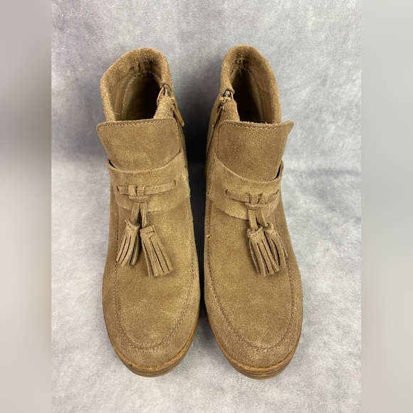 Nine West suede tassel healed loafers Women's Size 6.5 - Picture 2 of 9